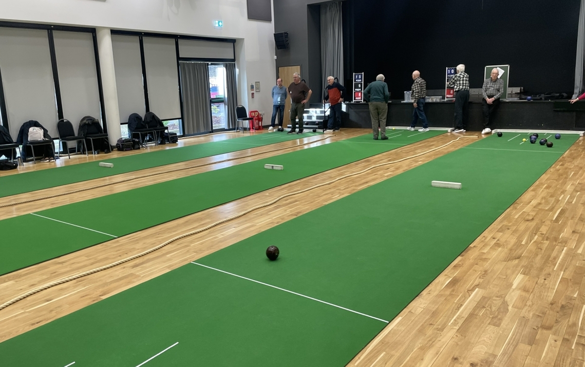 Short mat bowls club